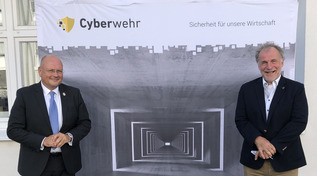 BSI-Präsident Arne Schönbohm und Beauftragte der baden-württembergischen Landesregierung für Informationstechnologie und CIO Stefan Krebs (Quelle: BSI) BSI-Präsident Arne Schönbohm und Beauftragte der baden-württembergischen Landesregierung für Informationstechnologie und CIO Stefan Krebs