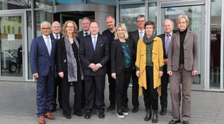 Gruppenbild des Bewertungsgremiums zum BSI-Neubau (Quelle: BSI) Gruppenbild des Bewertungsgremiums zum BSI-Neubau