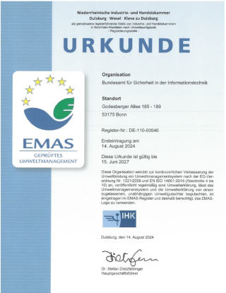 Die Niederrheinische IHK bescheinigt dem BSI die EMAS-Registrierung für geprüftes Umweltmanagement (Quelle: IHK / BSI) Die Niederrheinische IHK bescheinigt dem BSI die EMAS-Registrierung für geprüftes Umweltmanagement