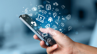 Smartphone mit Icons für unterschiedliche Datentypen (Quelle: ©ra2 studio / Fotolia.com) Smartphone mit Icons für unterschiedliche Datentypen