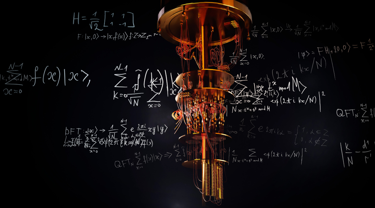 Quantencomputer vor Hintergrund mit mathematischen Formeln (Quelle: © Ulia Koltyrina / Adobe Stock) Quantencomputer vor Hintergrund mit mathematischen Formeln