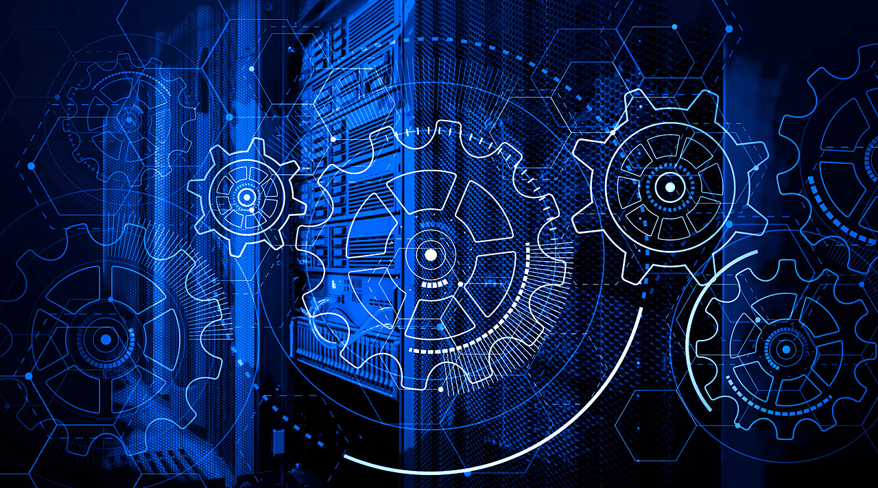 Mehrere schemenhaft angedeutete Zahnräder greifen ineinander. Im Hintergrund stehen Server-Racks in der Dunkelheit. (Quelle: © vladimircaribb / Adobe Stock) Mehrere schemenhaft angedeutete Zahnräder greifen ineinander. Im Hintergrund stehen Server-Racks in der Dunkelheit.