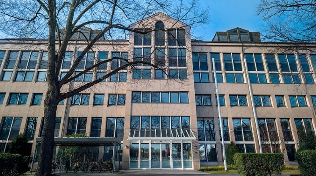 Haupteingang BSI Standort Bonn Godesberger Allee 87 (Source: BSI) Haupteingang BSI Standort Bonn Godesberger Allee 87